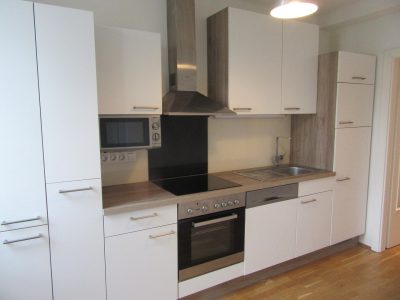 3,5х к. кв-ра 86 кв.м. на 1 эт. в 3 р-не Вены